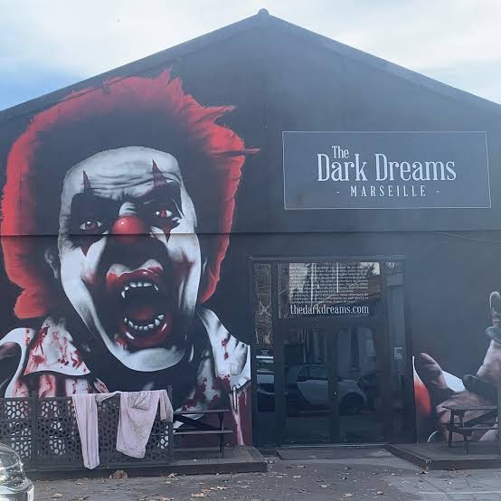 accueil de l'escape game horreur The Dark Dreams Marseille 13010